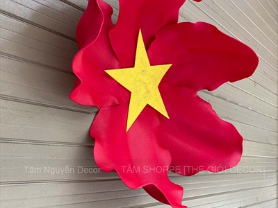 Hoa cờ Việt Nam loại đẹp [Nhẹ - 3 Size] 35-40-45cm CANHHOA-12